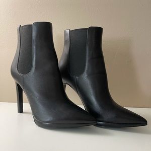 Michael Kors Black Leather Ankle Booties/Boots